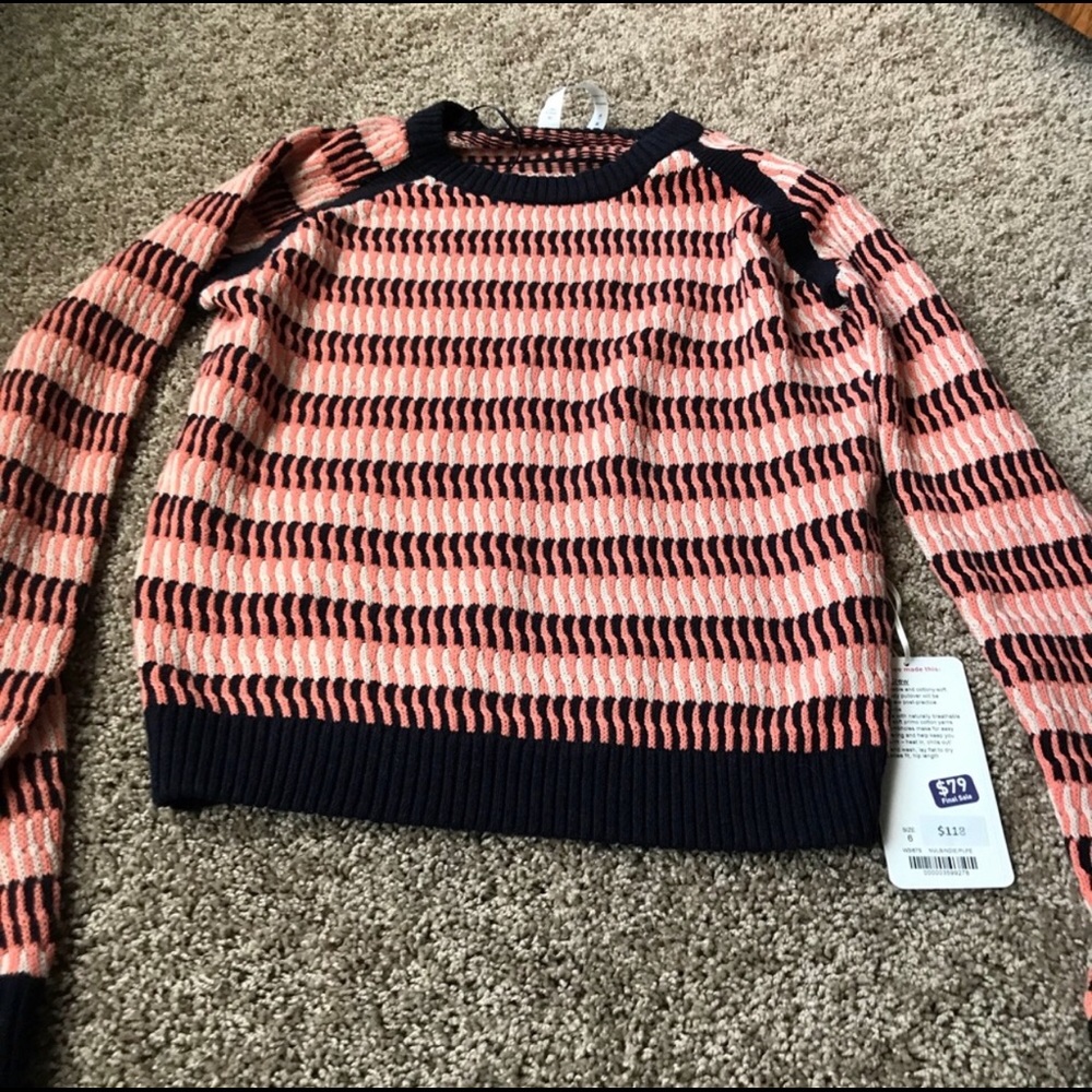 Lululemon Devi Crew NWOT Size 6